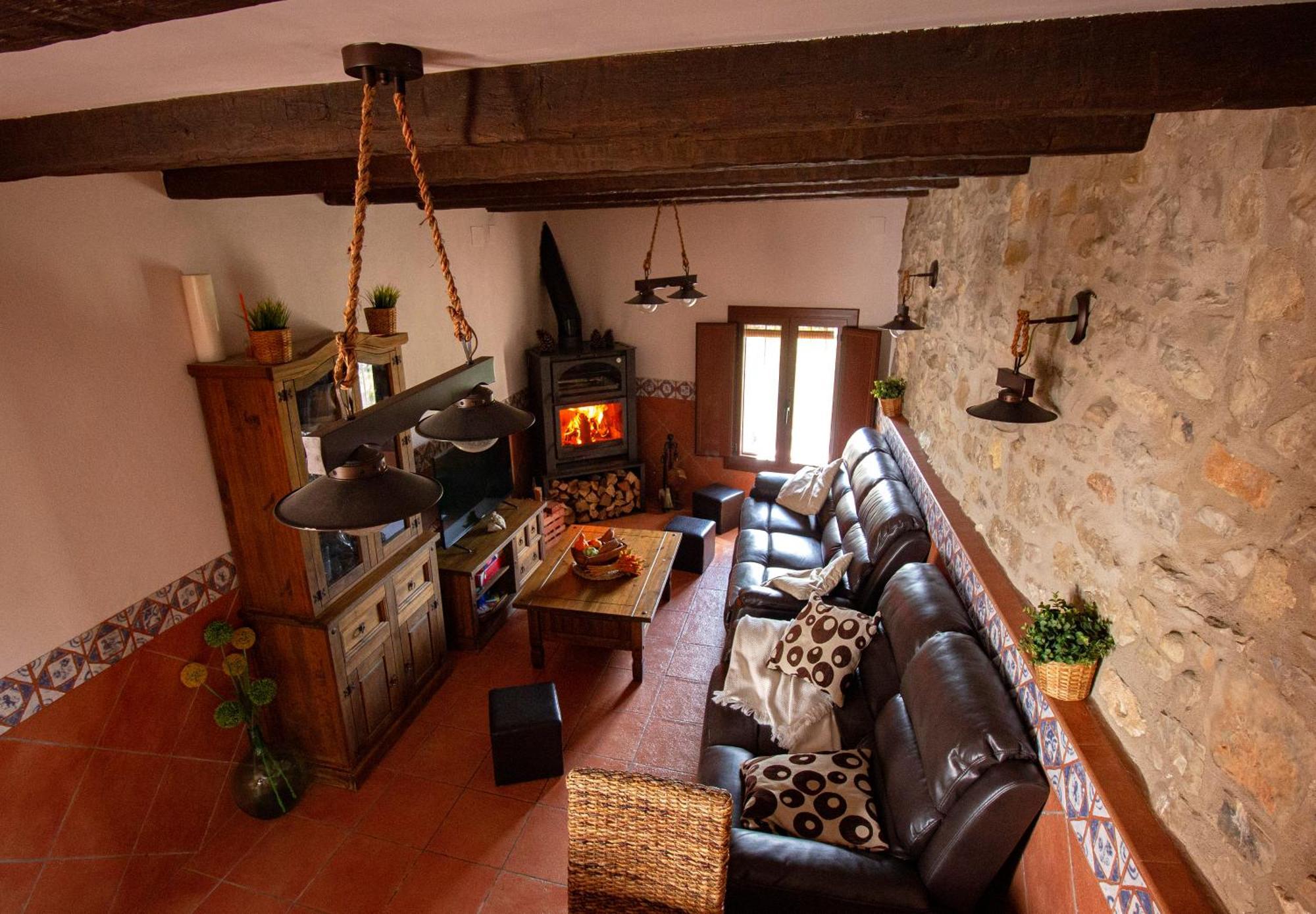 Casa Rural El Planet de Maella: Jacuzzi Retreat Near Peñíscola and Morella Chert Exterior photo